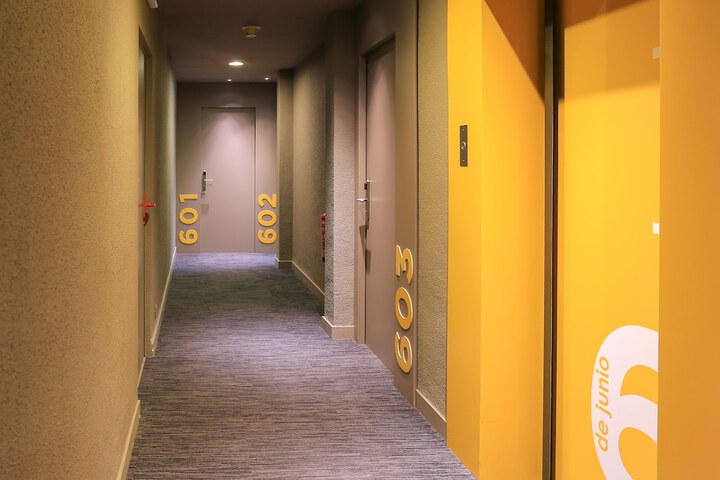 Ballroom/Hall 50 of 54