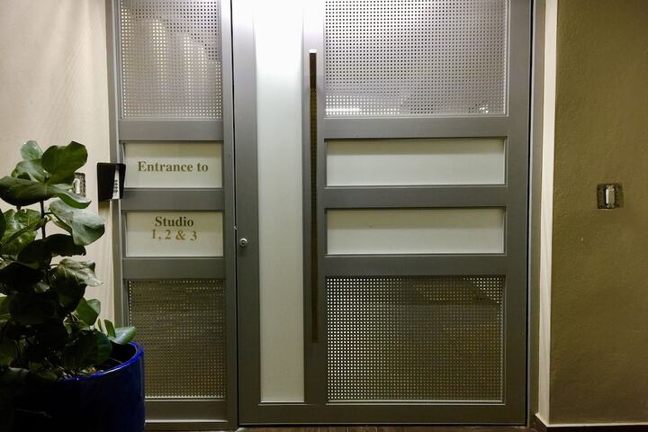 Ballroom/Hall 41 of 44