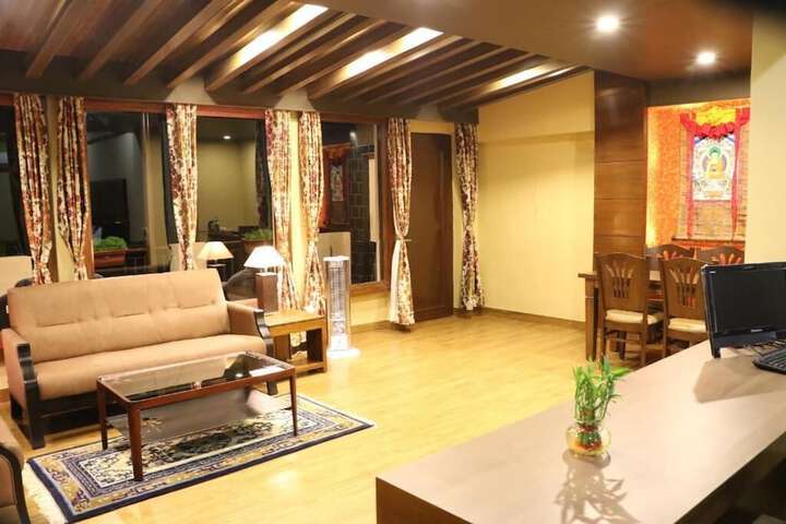 Hotel Interior 4 of 44