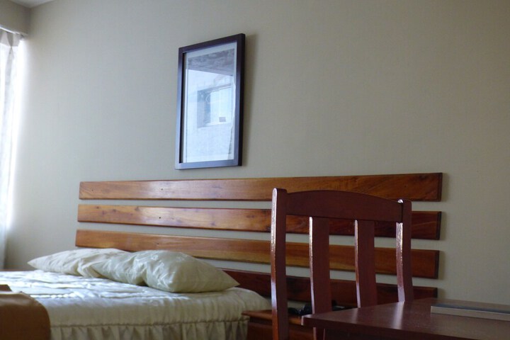 Room 9 of 27