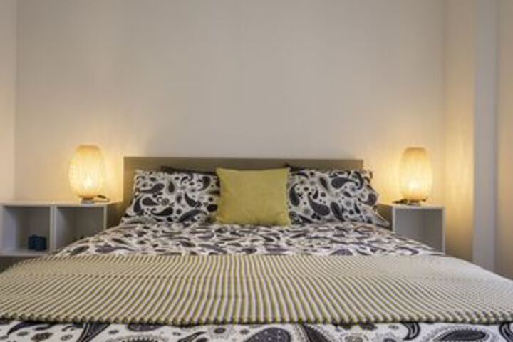Room 9 of 25