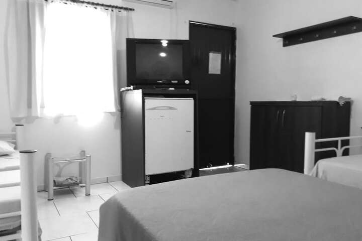 Room 4 of 41