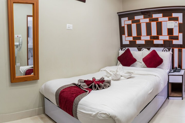Room 20 of 94