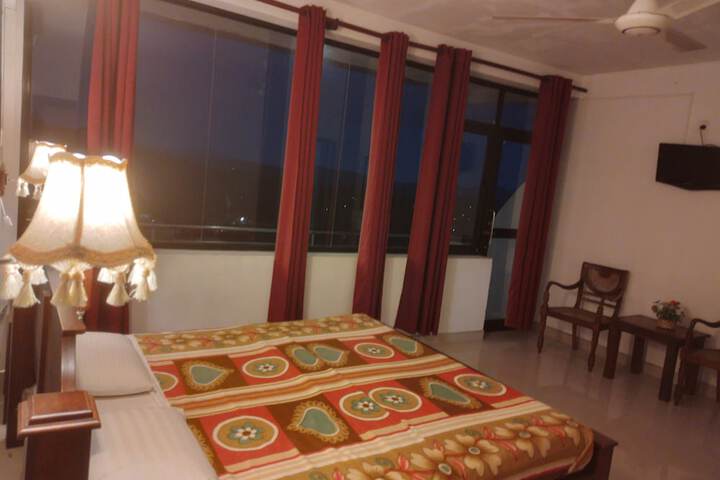 Room 19 of 53