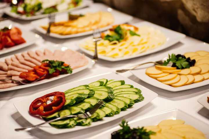 Dining 49 of 78
