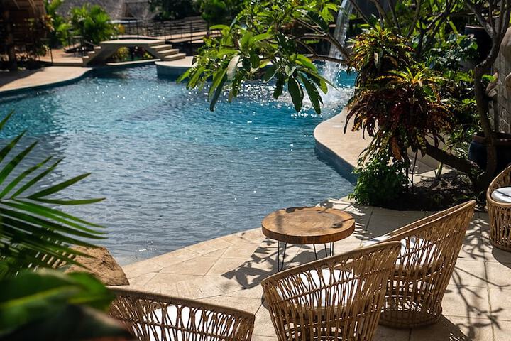 Pool 80 of 134