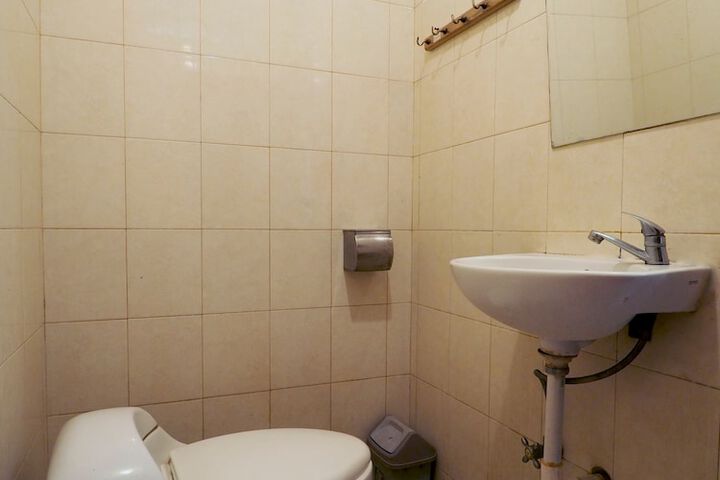 Room 14 of 23
