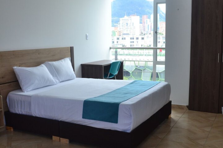 Room 4 of 24