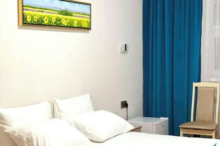Room 14 of 23