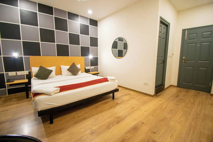 Room 25 of 61