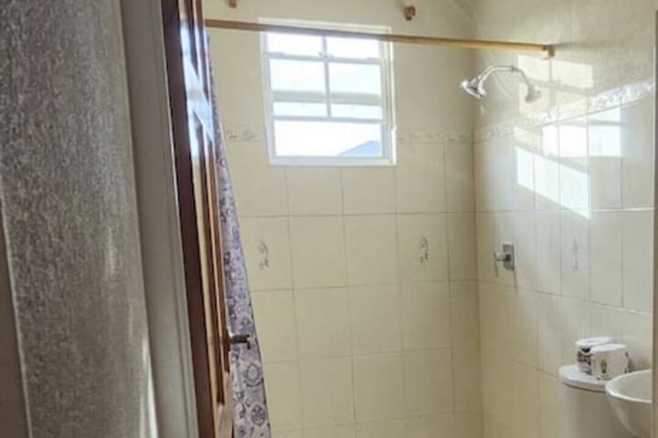 Room 7 of 11