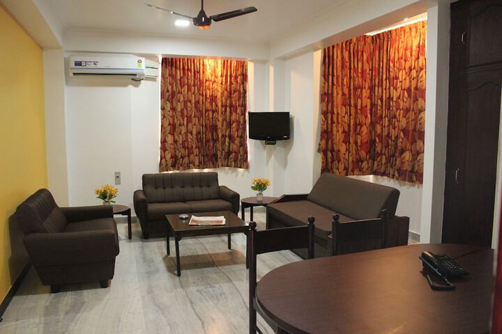 Room 8 of 29
