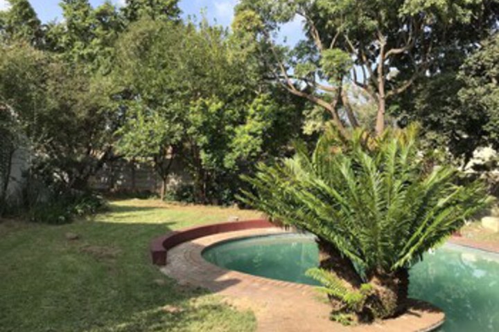 Pool 4 of 27