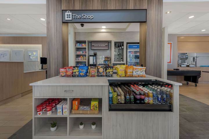 Snack bar