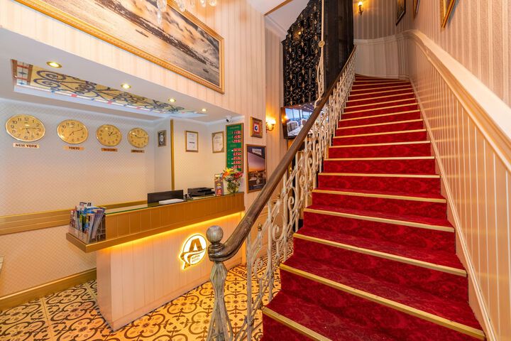 Hotel 3 of 87