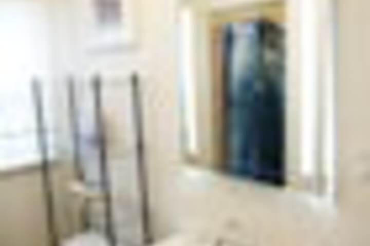 Room 35 of 51