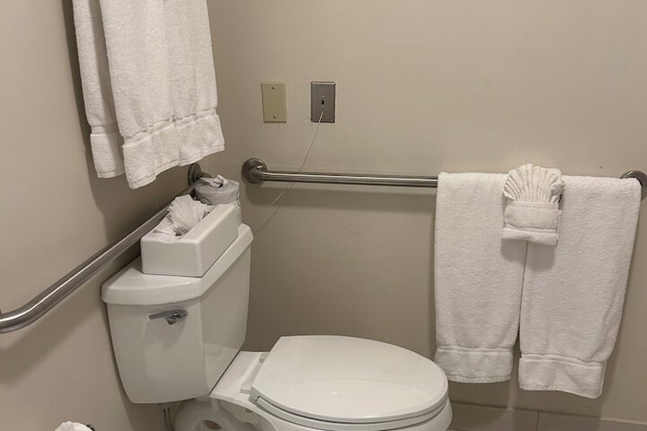 Clean Restrooms