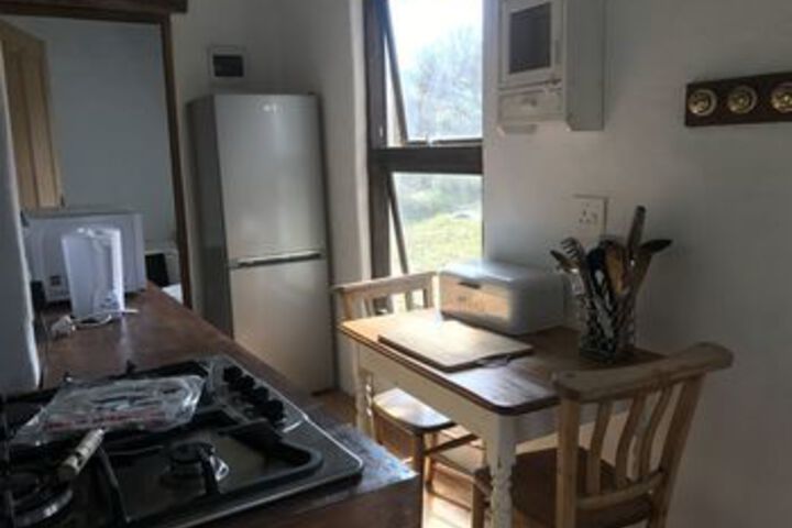 Room 9 of 11