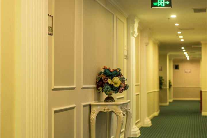 Hotel Interior 8 of 17
