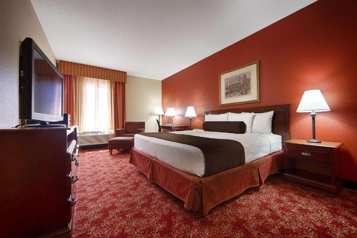 Standard Room, King or Two Doubles