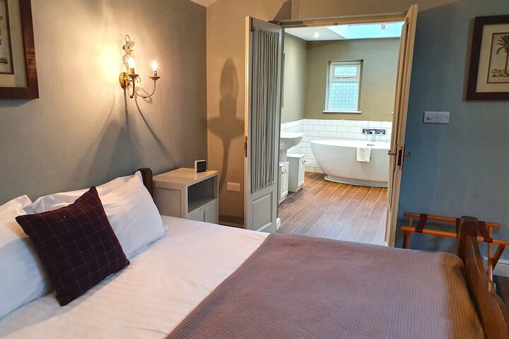 Room 8 of 26