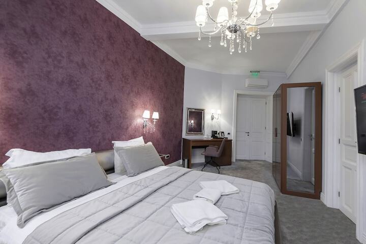 Room 60 of 208