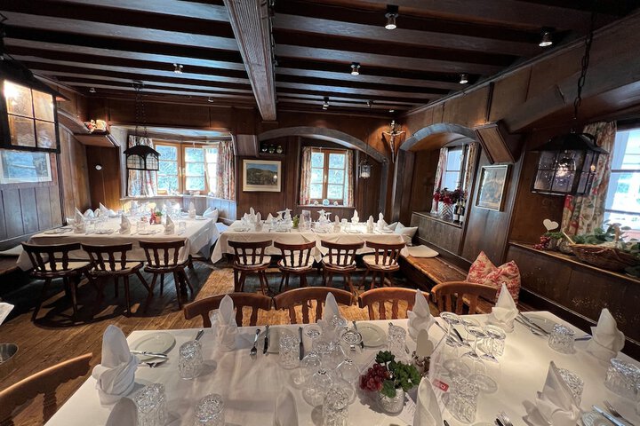 Dining 103 of 155