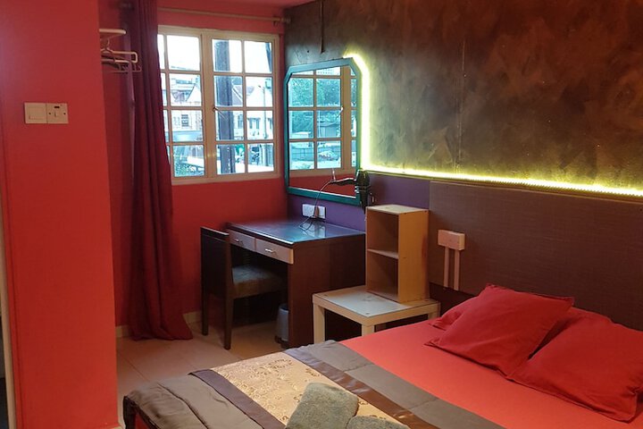 Room 21 of 37