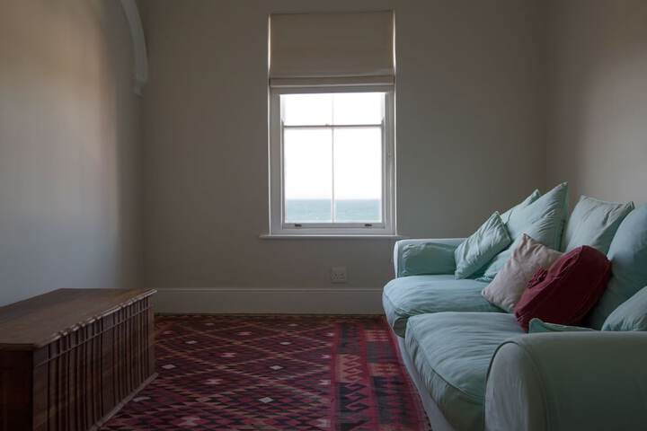 Room 44 of 94