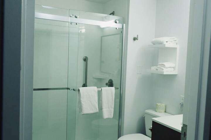 Clean Restrooms
