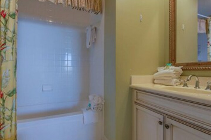 Room 20 of 148