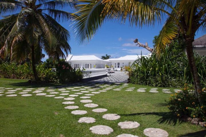 Hotel 102 of 107