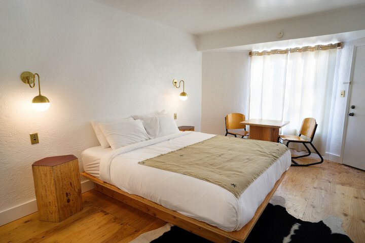 Room 4 of 45