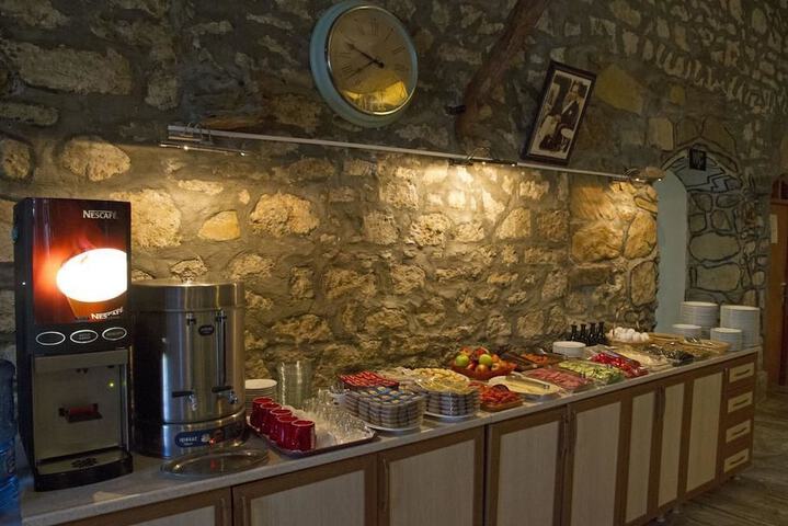 Dining Photos