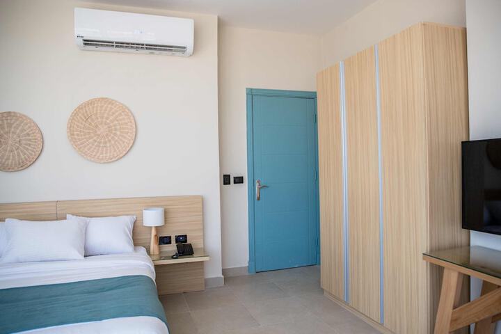 Room 50 of 307