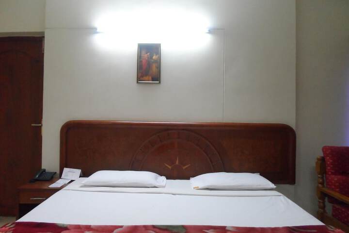 Room 16 of 66