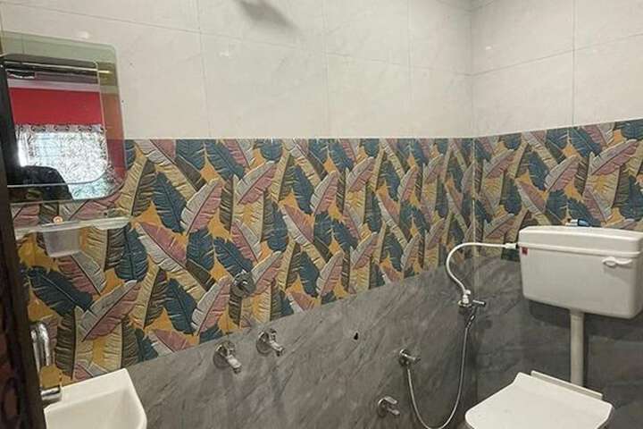 Room 14 of 19