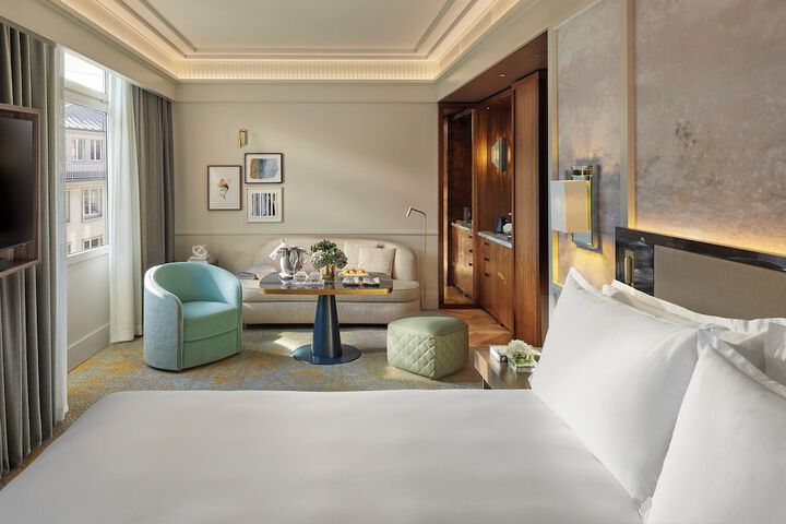 Room 48 of 96