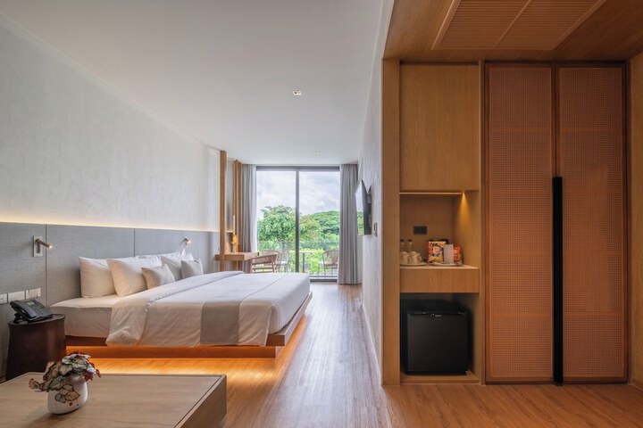 Room 25 of 150