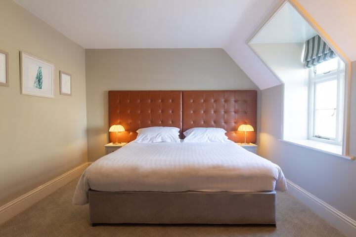 Room 41 of 104