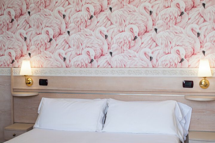 Room 10 of 48