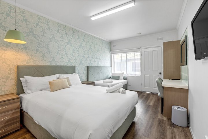 Room 18 of 45