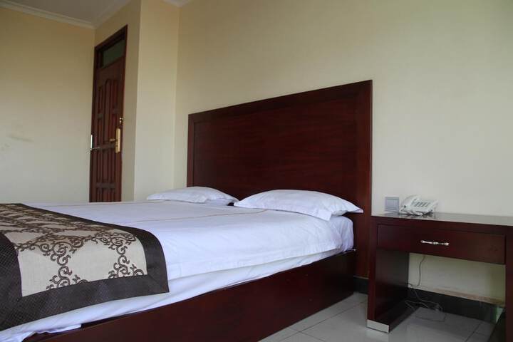 Room 19 of 50