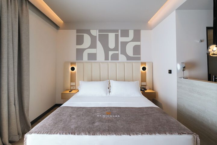 Room 19 of 109