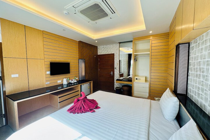 Room 44 of 97
