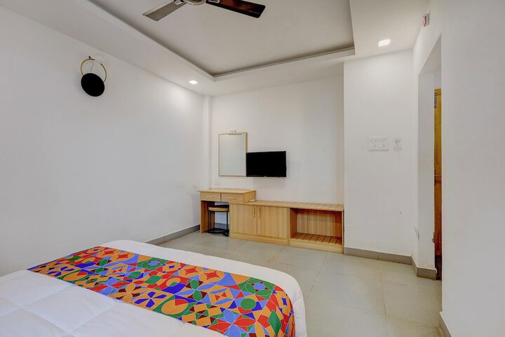 Room 15 of 36