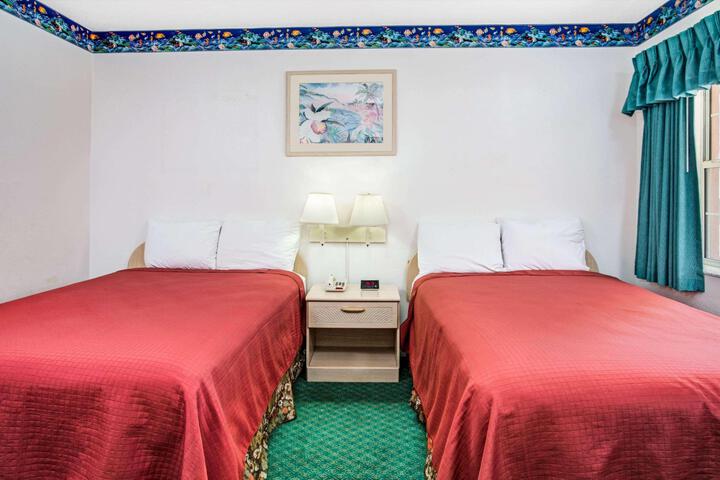 Double Accessible King Size Bed (1 of 2)