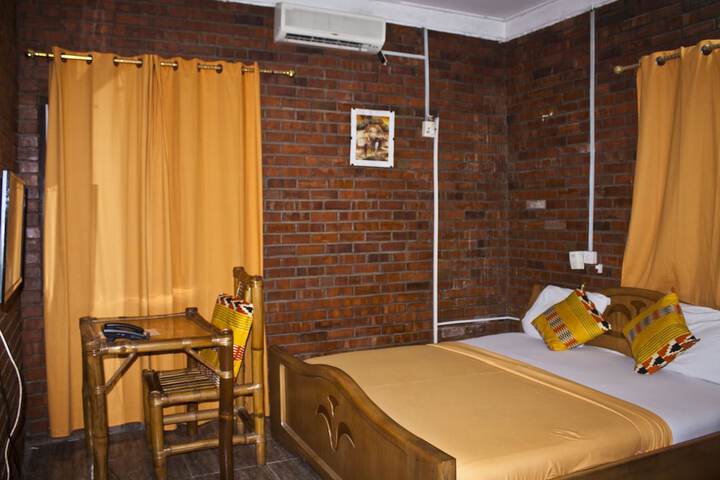Room 12 of 22
