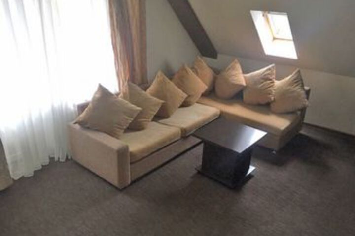 Room 20 of 25