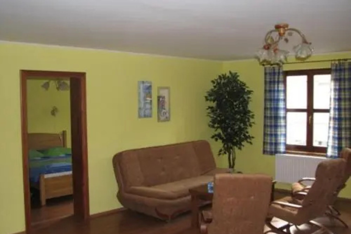 Room 2 of 13
